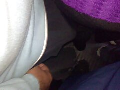 Pobre blanca en medio de un gangbang interracial