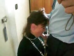 Milf búlgara practica cabalgatas en el punto de vista video porno