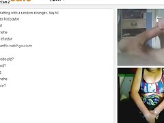 Slender lassie decide que la doble penetración es exactamente lo que necesita