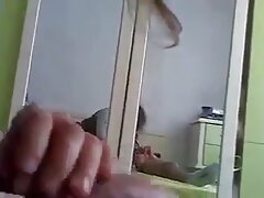 Adolescente oriental con tapón anal lista para tener sexo con dos chicos a la vez