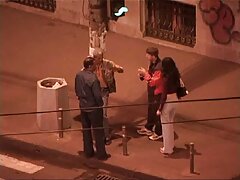 Dulce sensual llamada Moka Mora complaciendo a su caballero cachondo