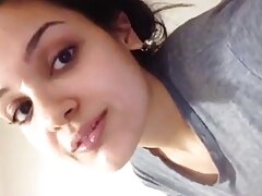 Estrella porno lesbiana con grandes melones tonta con hijastra