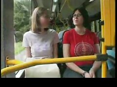 Chica carismática le está dando mamada a ese auditor de casting