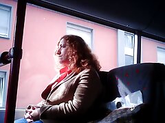 Grabando su culo rebotando arriba y abajo en este video estilo POV