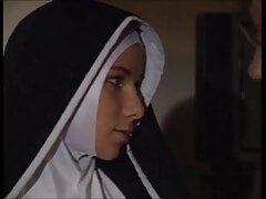 Adorable adolescente europea es embestida por un hombre alto